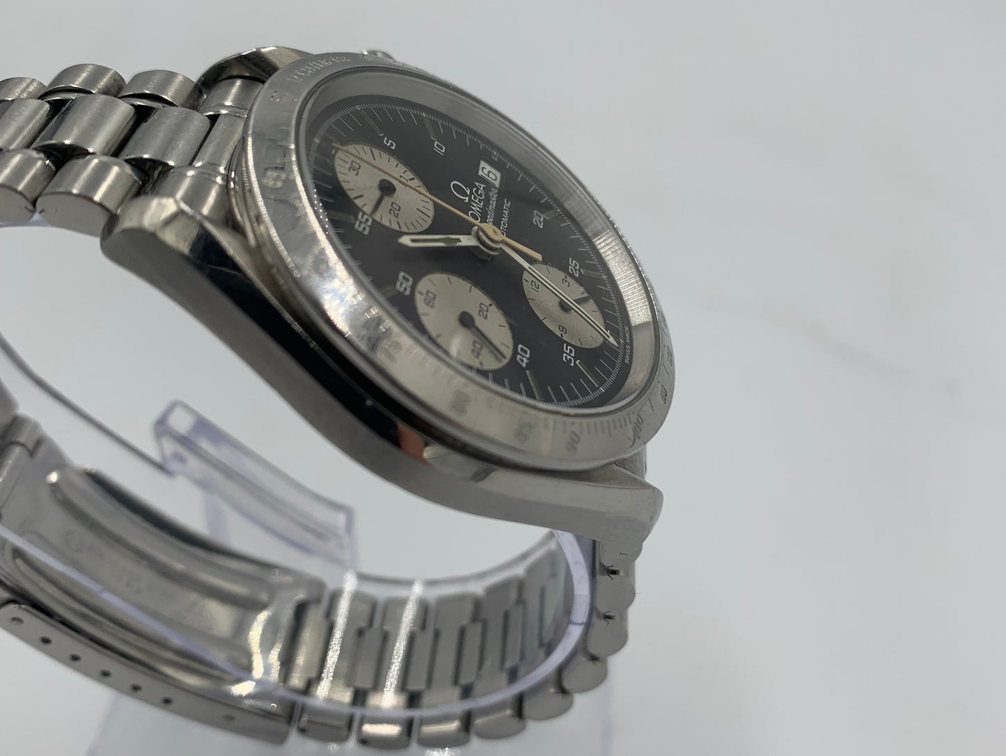 Omega Speedmaster Date 39MM Black Dial Steel Bracelet (3511.50.00)